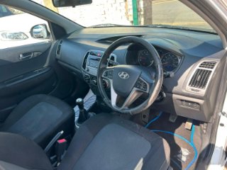 /photos/11596/10341e81-2618-4b63-813d-a99d9a55ade3_i320x240.jpg
