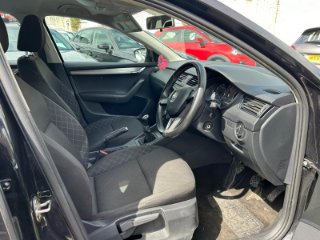 /photos/11596/7050cf37-9c33-44ed-a35d-27de79af59d3_i320x240.jpg
