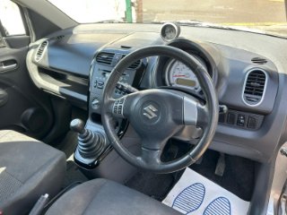 /photos/11596/7b64a70e-f52d-4b6d-93d3-d4ade28a1388_i320x240.jpg