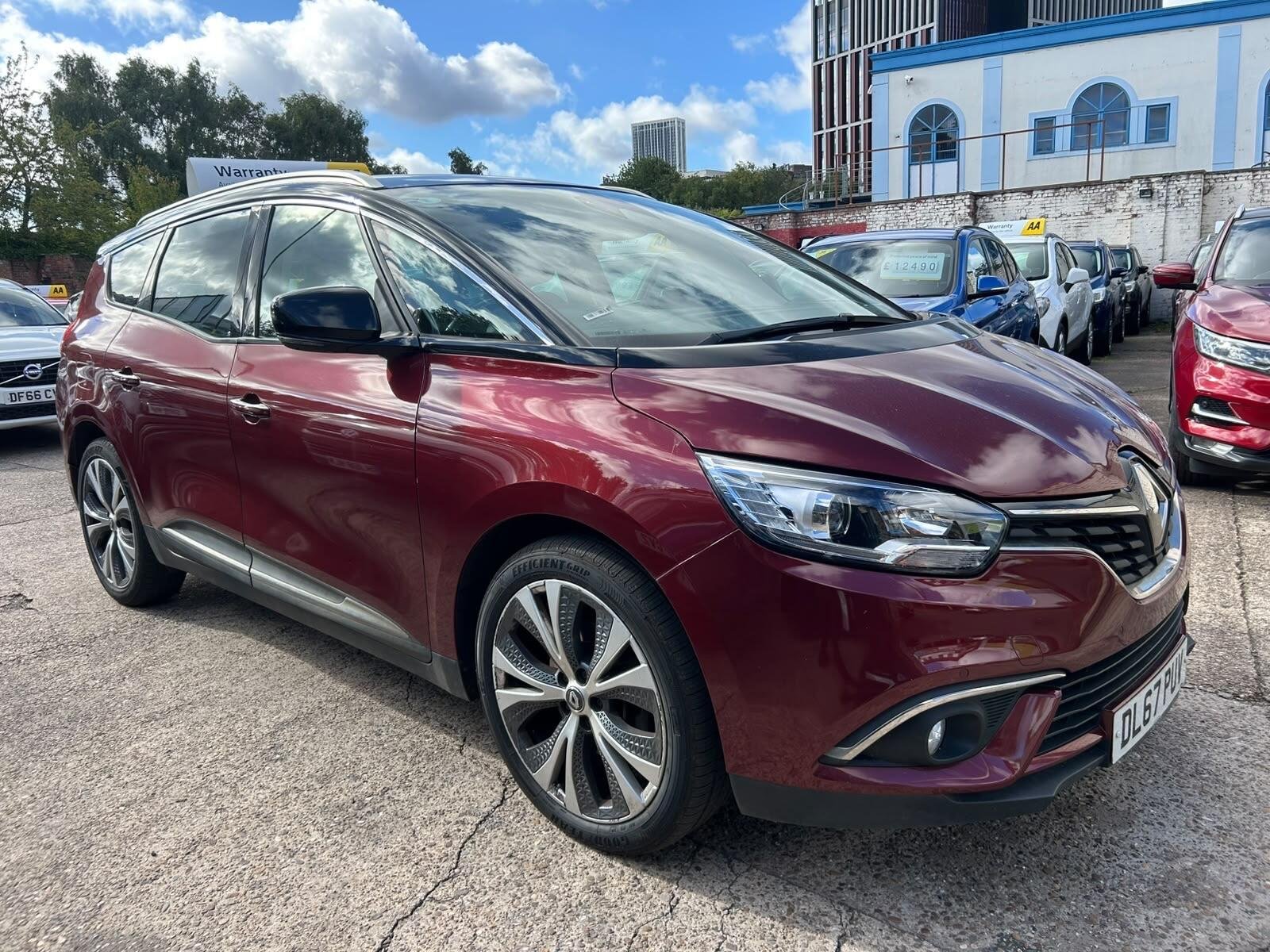 Renault Grand Scenic listing photo