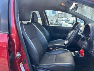 /photos/11596/b6cc2164-73bb-4d32-9e79-6ff08a6ecea0_i320x240.jpg