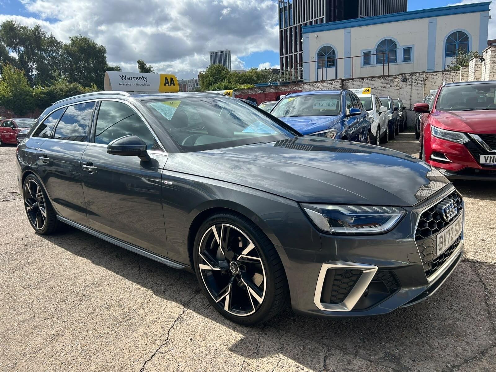Audi A4 Avant listing photo