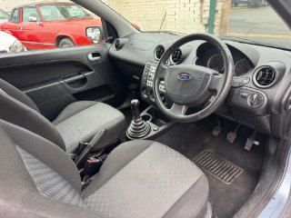 /photos/11596/fe4a27c1-c8f7-4b95-8189-d21bba7b7c56_i320x240.jpg